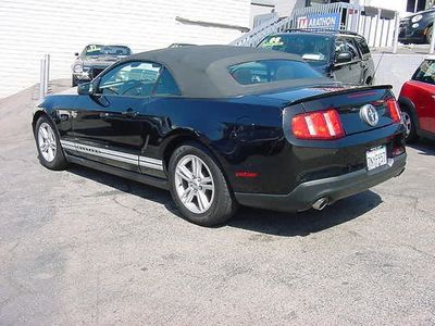2012 Ford Mustang V6
