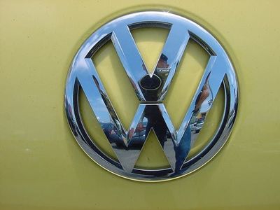 2014 Volkswagen Beetle Convertible 2.5L w/Sound/Nav