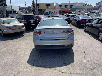 2016 Hyundai Sonata Hybrid SE Sedan 4D