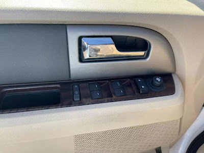 2012 Ford Expedition XLT Sport Utility 4D