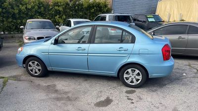 2010 Hyundai Accent GLS Sedan 4D