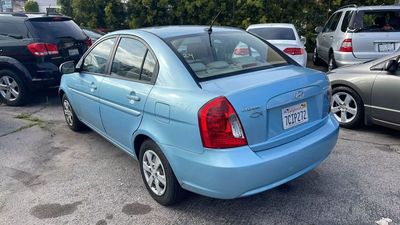 2010 Hyundai Accent GLS Sedan 4D