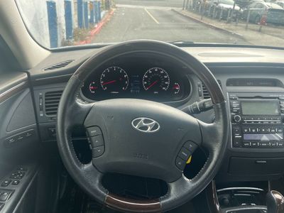 2011 Hyundai AZERA LIMITED