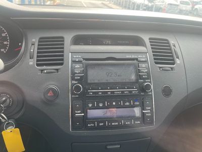 2011 Hyundai AZERA LIMITED