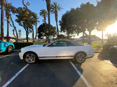 2010 Ford Mustang V6 Premium